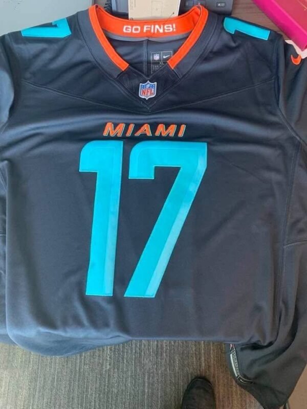 Image #2 from Sean Saunders